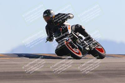 media/Nov-06-2023-Moto Forza (Mon) [[ce023d0744]]/2-Advanced Group/Session 4 (Turn 9)/